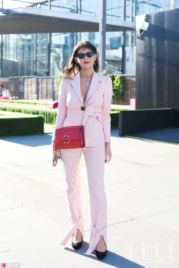 现在的裤脚都这么美 谁还舍得卷起来穿?