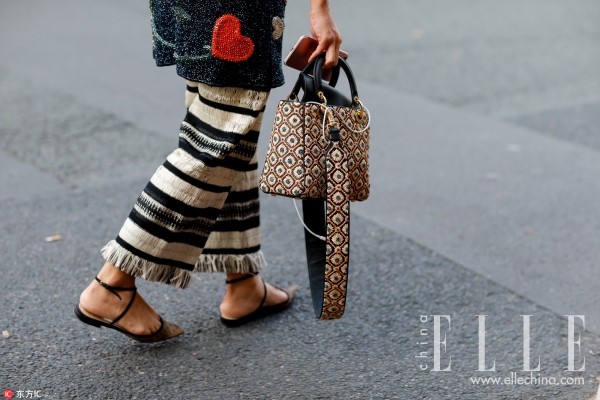 现在的裤脚都这么美 谁还舍得卷起来穿?
