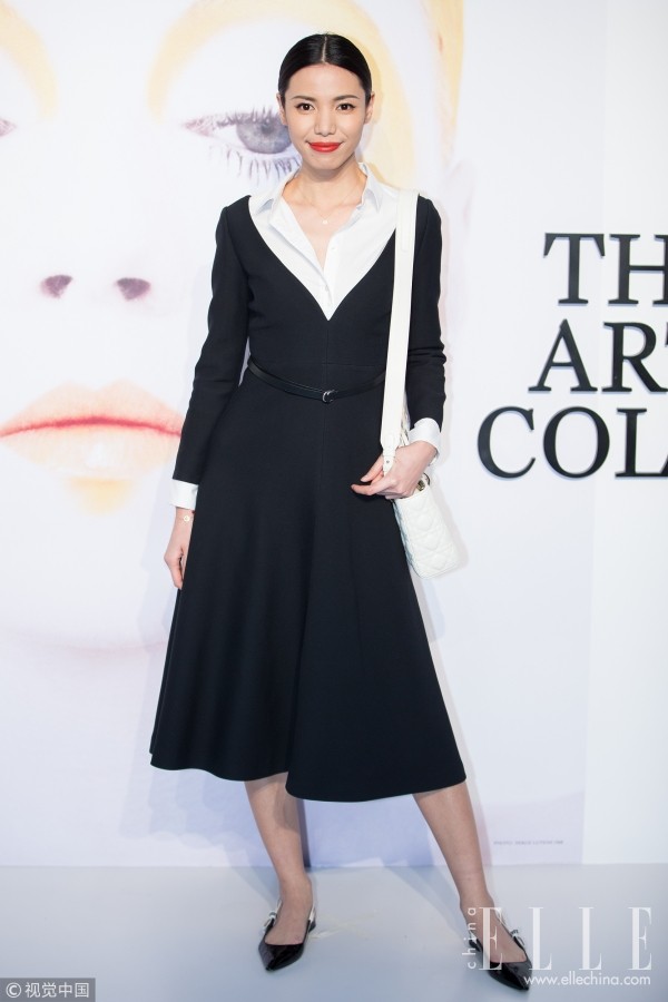 她们穿连衣裙这么瘦原本都是由于这条腰带!